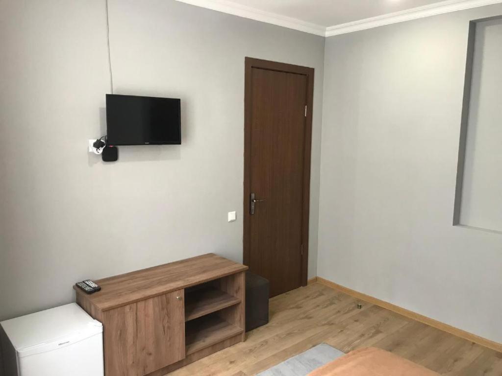 Geo Hotel Тбилиси Экстерьер фото